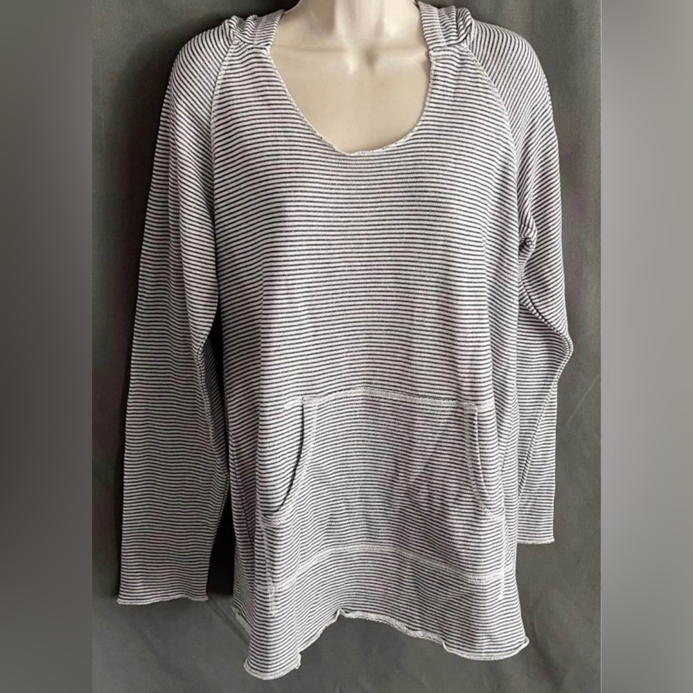 (10) NWOT women's striped hooded performance sweatshirt Calvin Klein MSRP $98